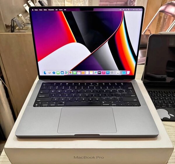 MacBook Pro 14" 2023