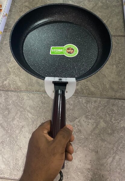 Poêle Antiadhésive en Pierre