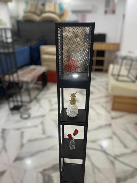 Étagère en métal moderne