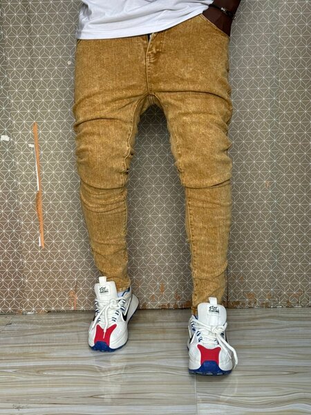 Jean slim homme moderne
