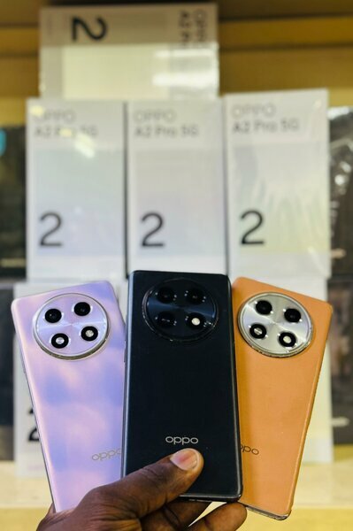 Smartphone Oppo A2 Pro 5G neuf 256Go 12Go RAM couleurs variées