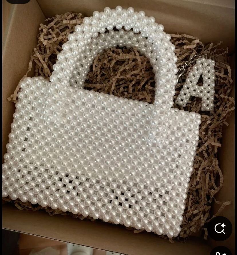 Sac à main perles élégant