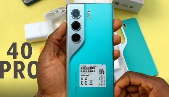 Smartphone Tecno Camon 40 Pro