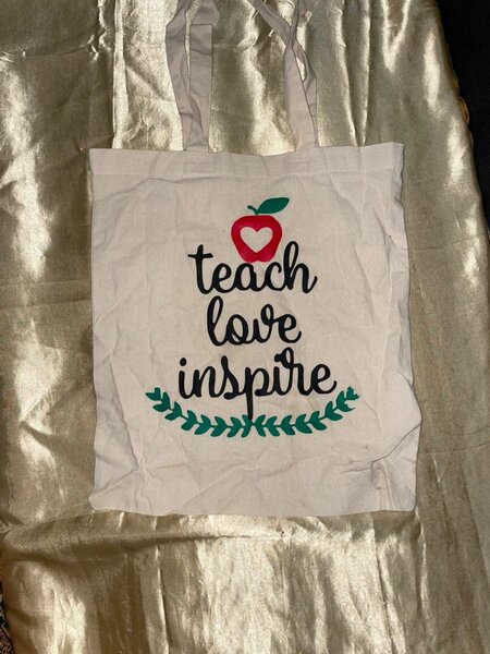 Totebag "Teach Love Inspire"