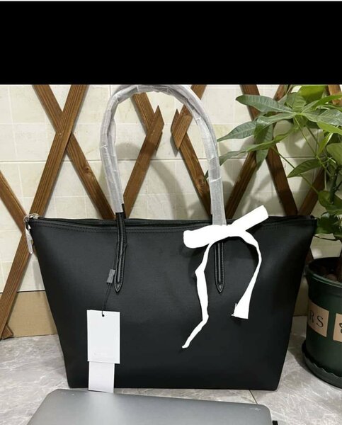 Sac à main élégant en cuir