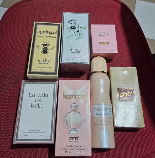 Ensemble de Parfums Variés