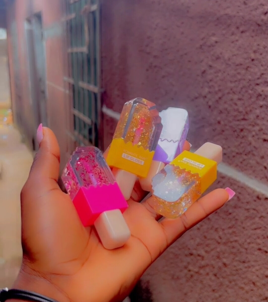 Lot de Baumes à Lèvres Fruités