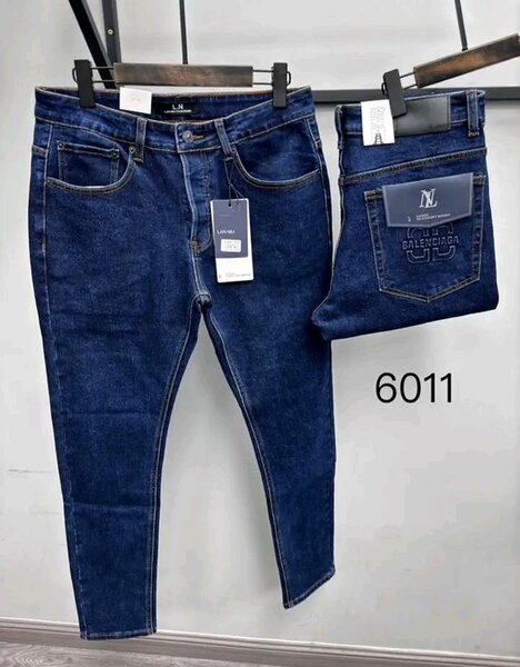 Jean homme tendance déchiré