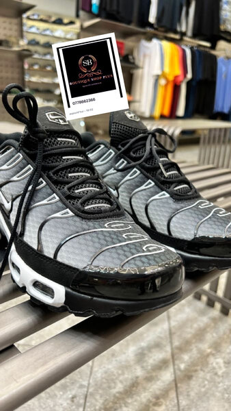 Basket Nike tn authentique