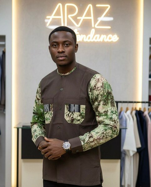 Chemise africaine tendance homme