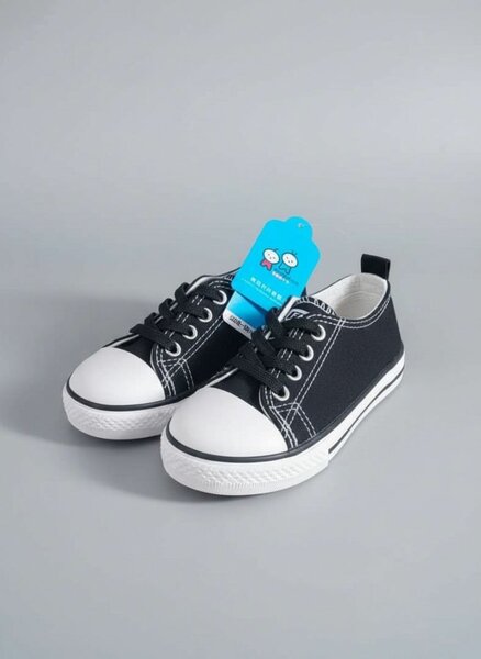 Baskets enfant noires