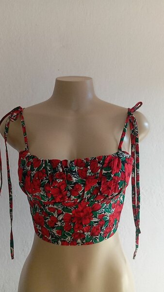 Hauts tendance pour femme