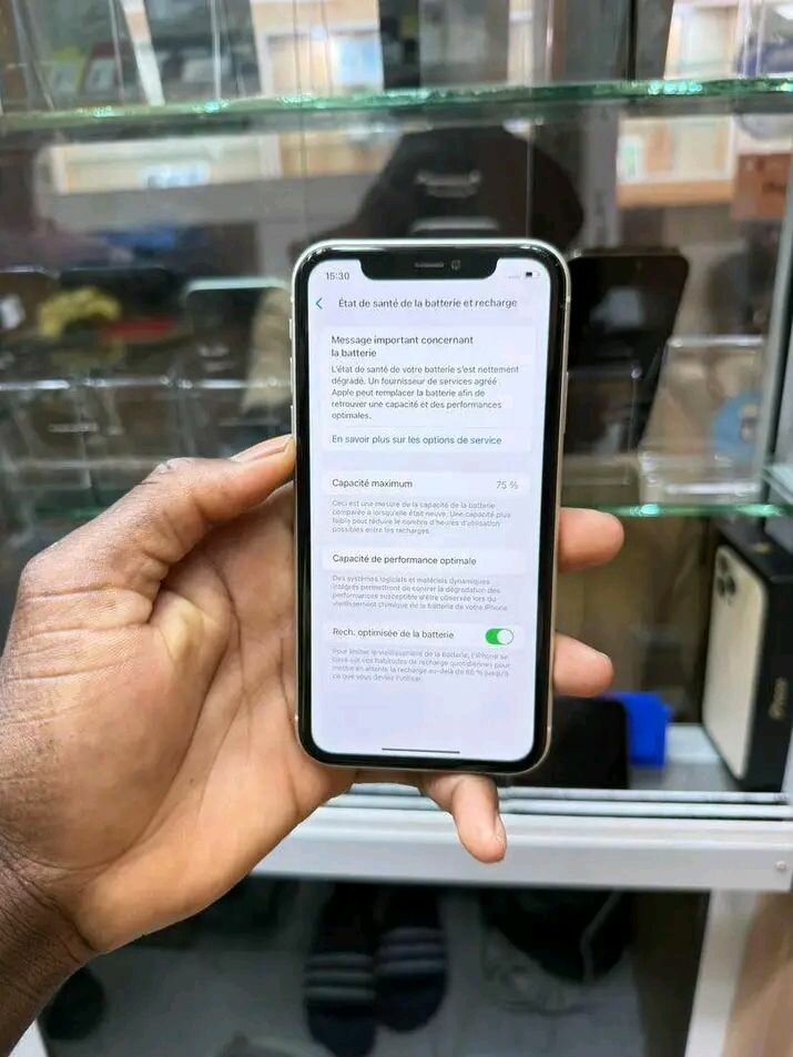 iPhone 12 Blanc 64Go Reconditionné