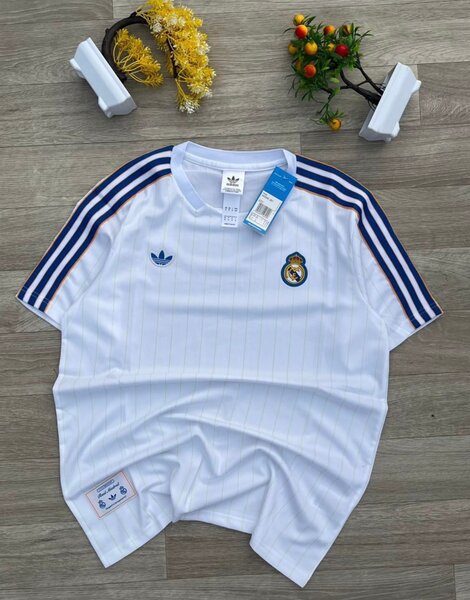 Maillot de foot Adidas