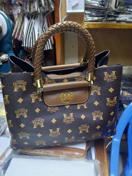 Sac à main élégant LMZ