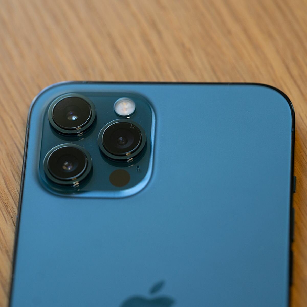 iPhone Bleu Pro