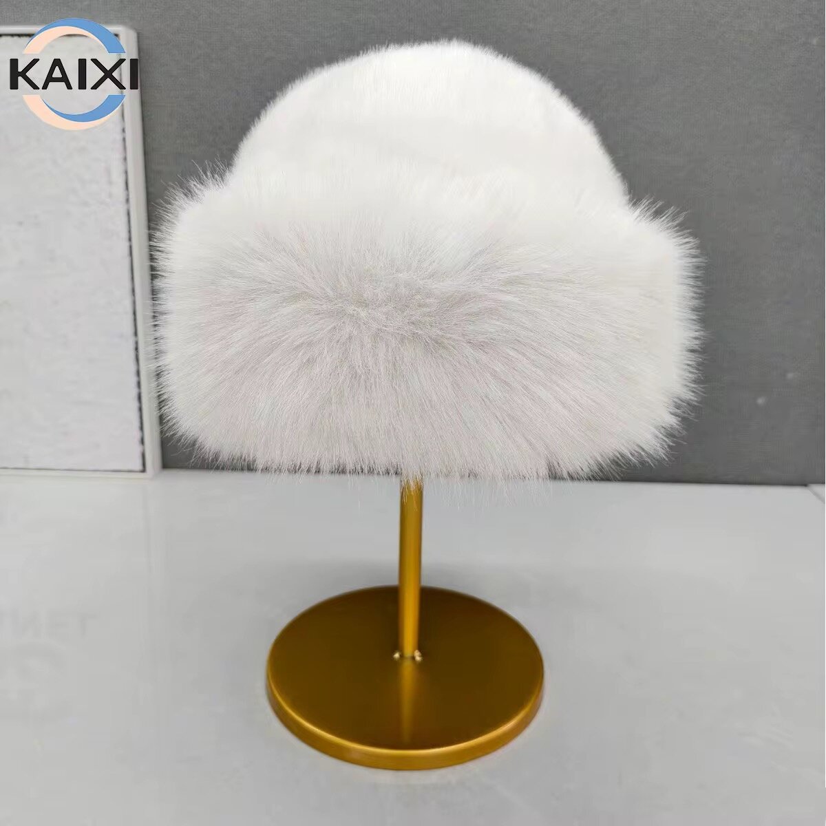 Faux Fur Round Lamp