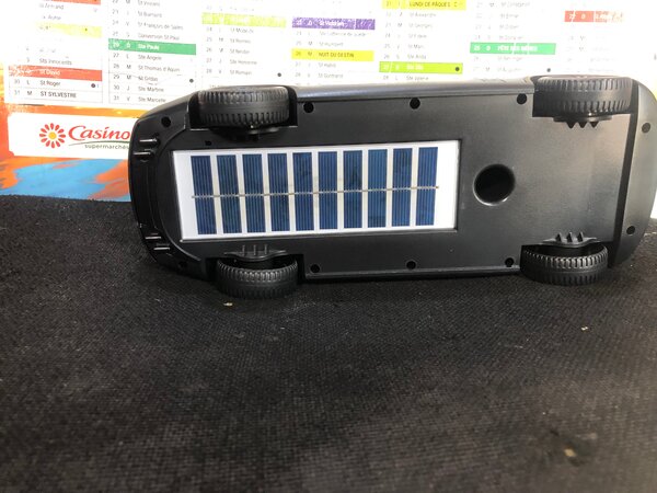 Mini voiture solaire USB radio