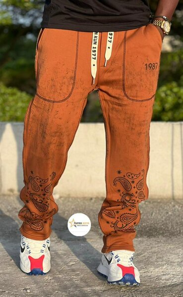 Pantalon de jogging motif urbain