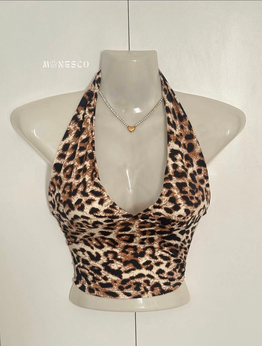 Top dos nu féminin élégant