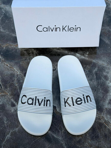 Claquettes Calvin Klein