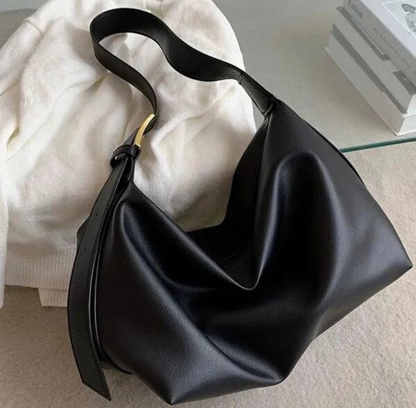 Sac en cuir noir élégant