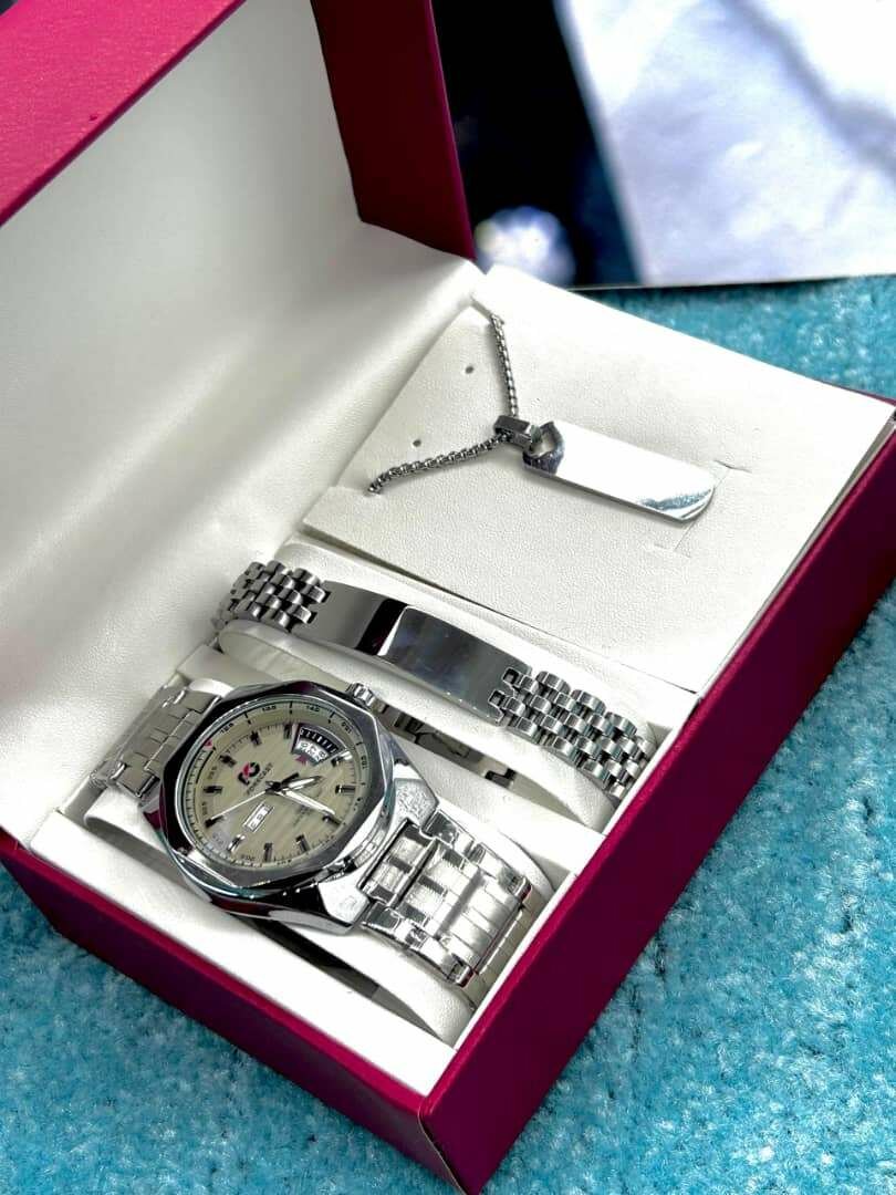 Coffret cadeau montres luxe