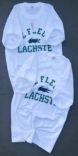 T-shirts blancs imprimés