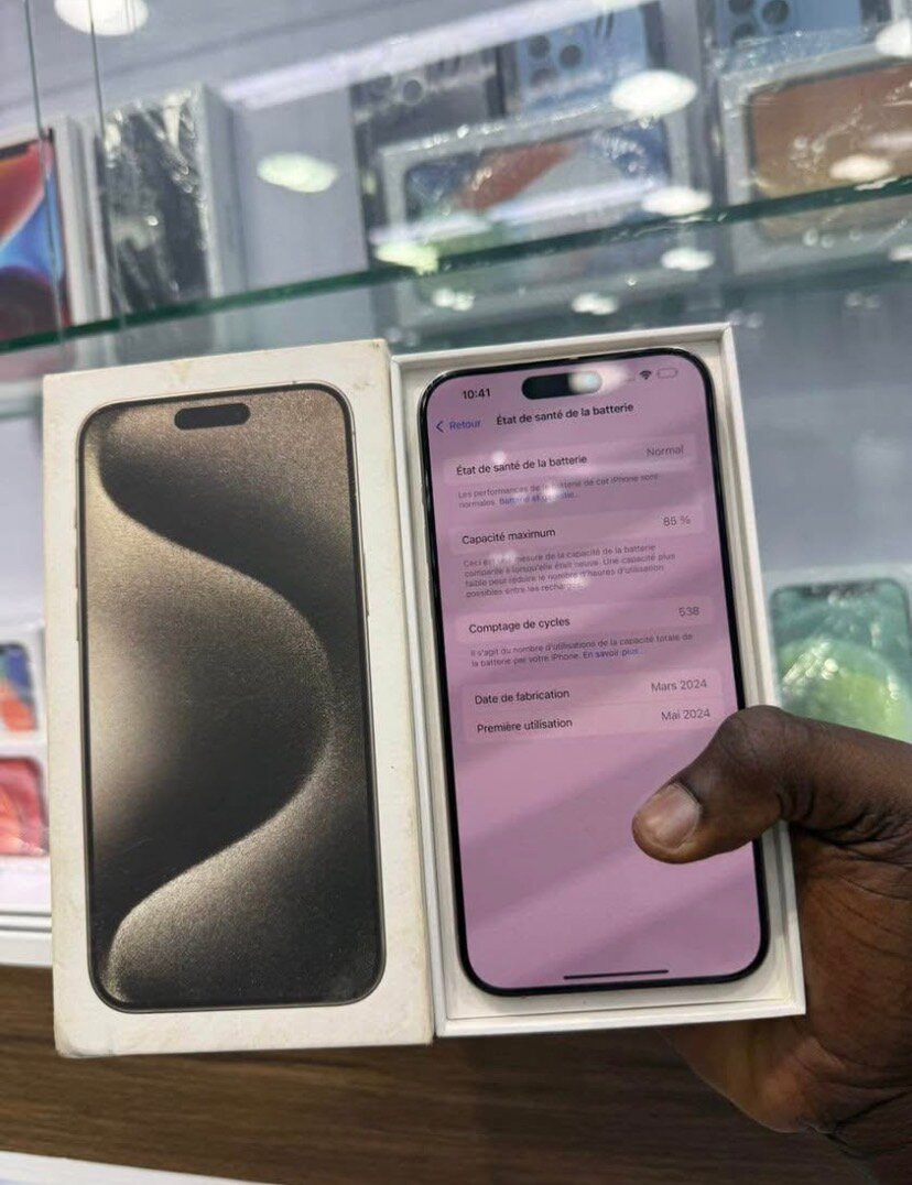 iPhone 15 Pro Gris Neuf