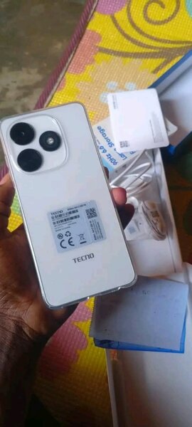 Smartphone Tecno Camon 20