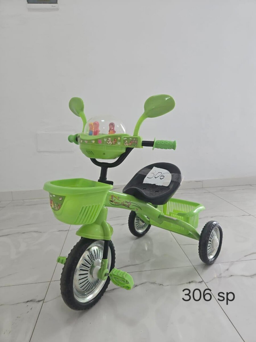 Tricycle enfant élégant