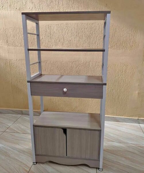 Étagères modernes en bois