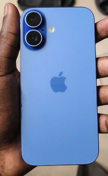 iPhone 16 simple Bleu 128Go