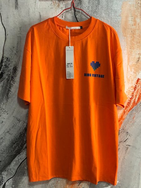 T-shirt imprimé tendance unisexe