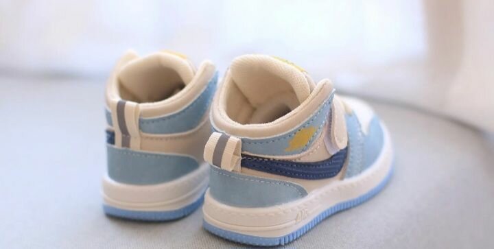 Baskets Nike Enfant Colorées