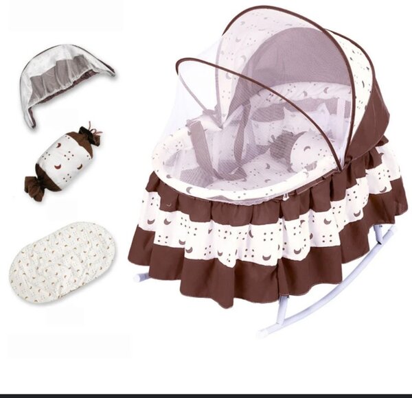 Berceau bébé avec moustiquaire et accessoires