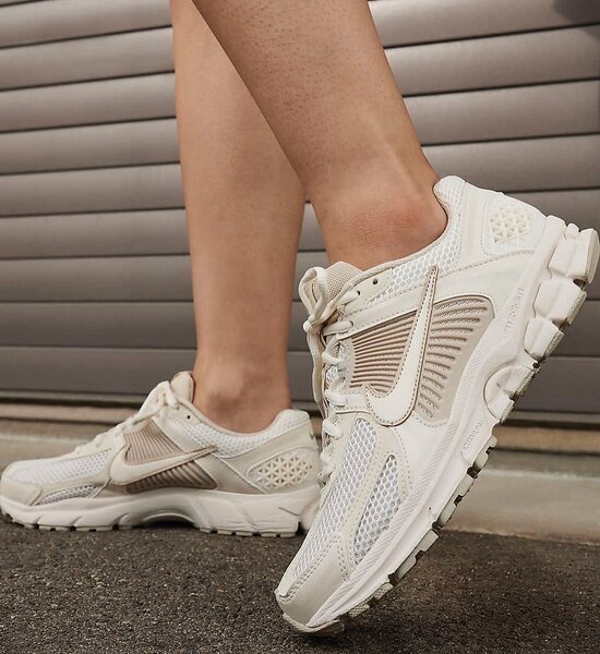 Baskets blanches tendance