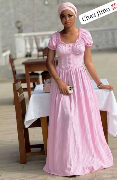 Robe Maxi Élégante Rose