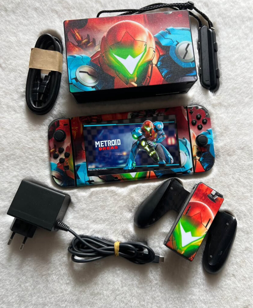 Console Nintendo Switch Metroid