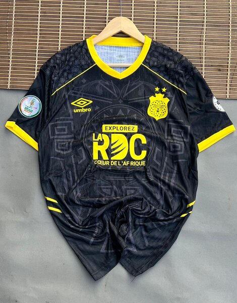 Maillots de football Umbro