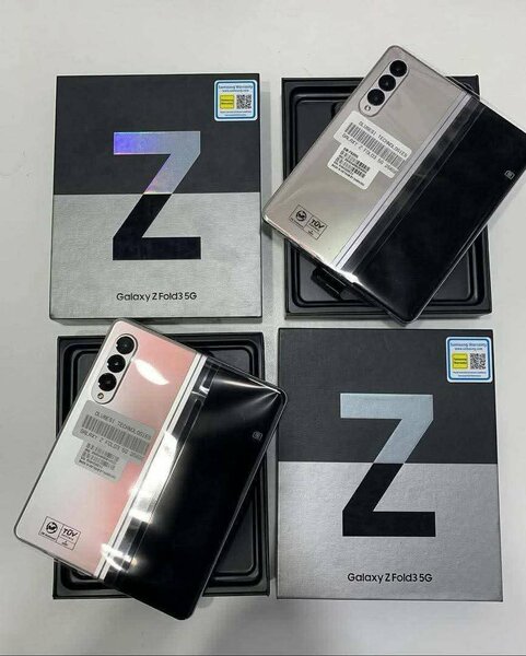 Smartphone pliable Galaxy Z Fold3
