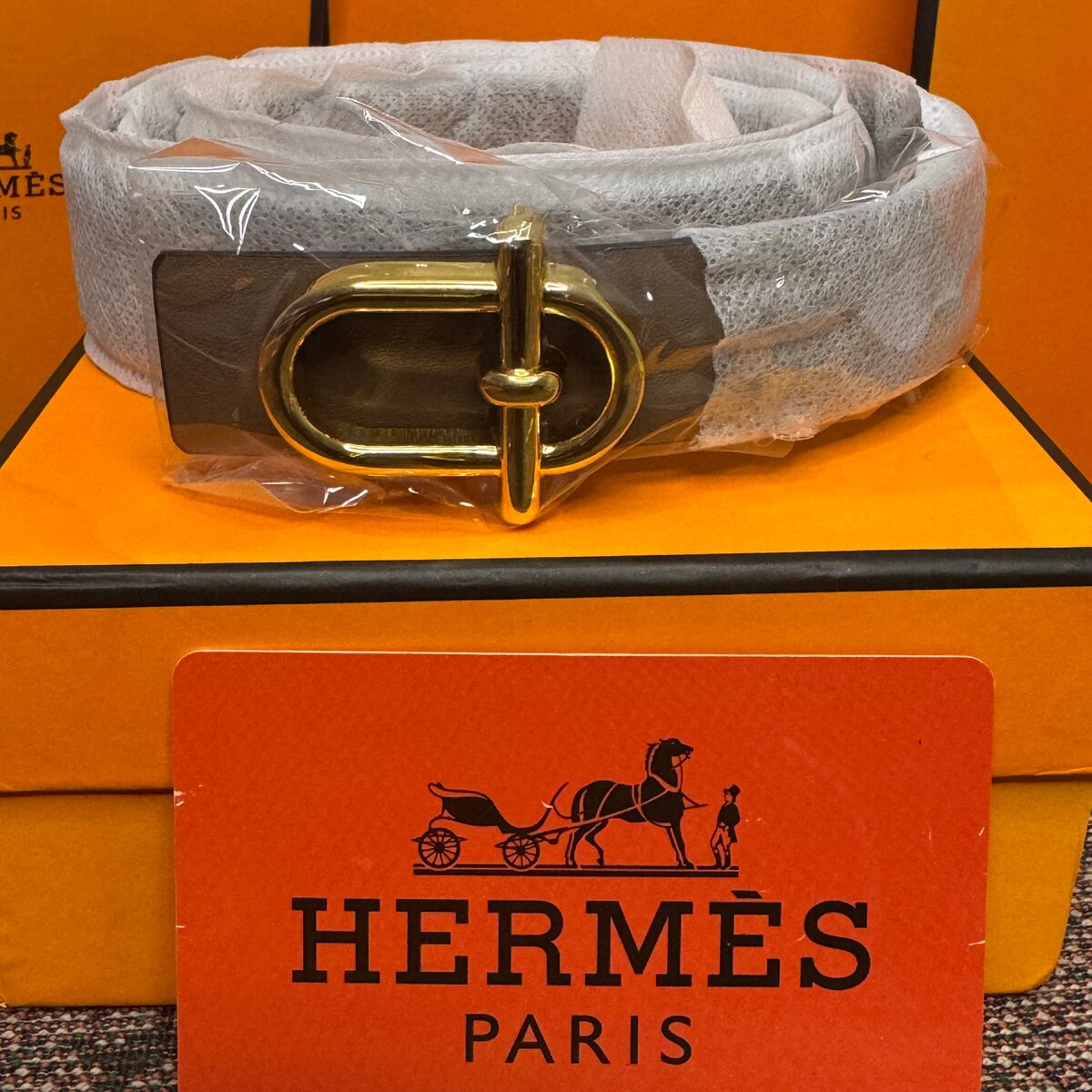 Ceinture Hermès en cuir élégante