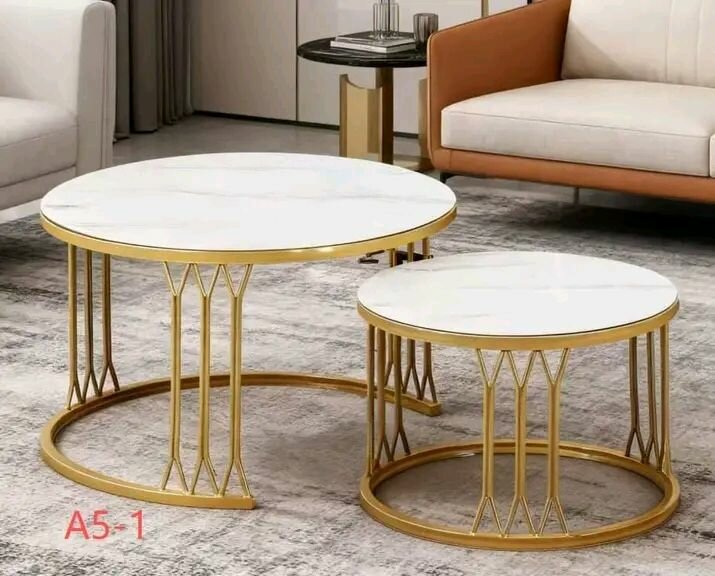 Tables basses rondes en marbre
