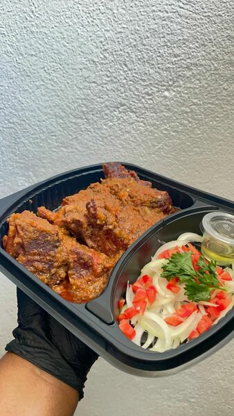 Repas Africain Épicé à Emporter