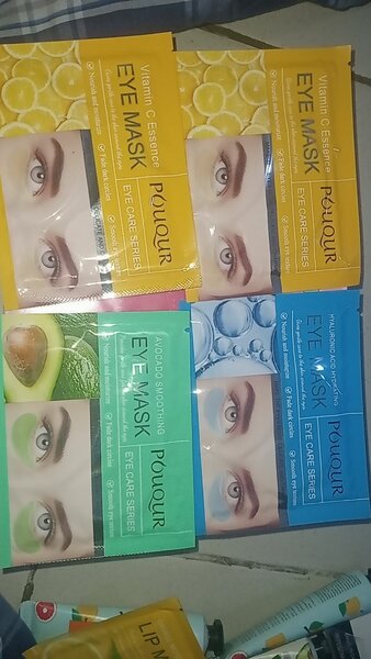 Masques pour les yeux et lèvres