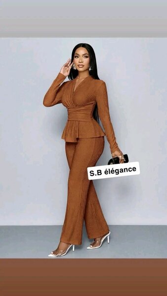 Tailleur femme élégant