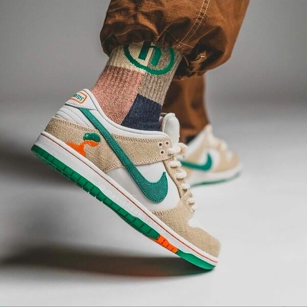 Nike Dunk Low 'Sail' et 'Orange'