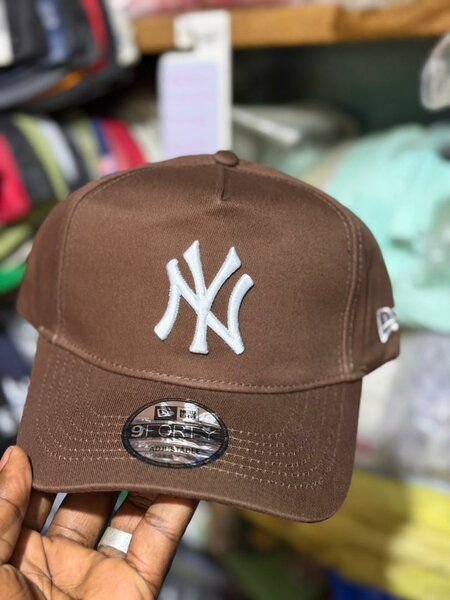 Casquette marron NY