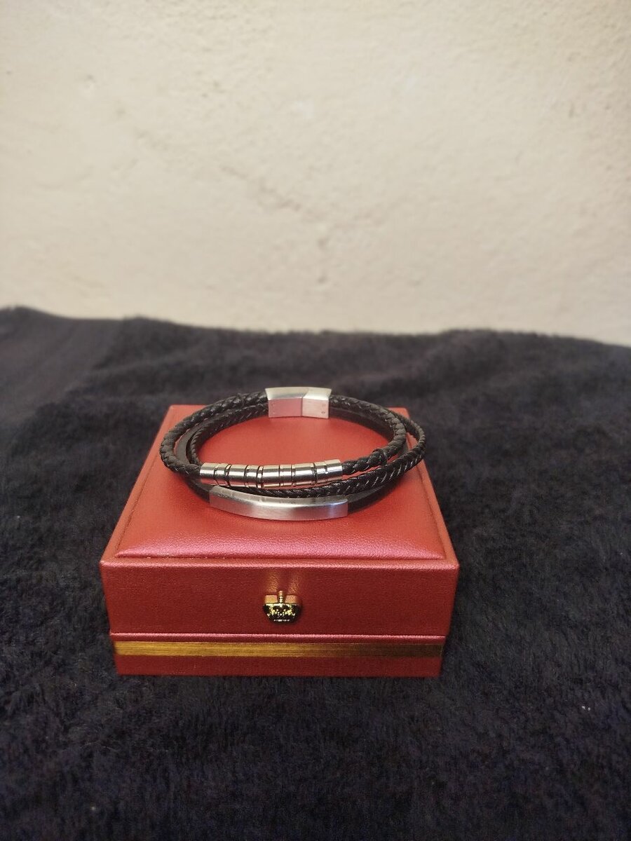 Bracelet en cuir élégant