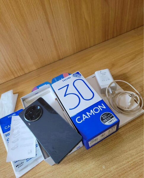 Tecno Camon 30